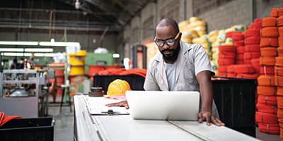 Engineer working in the manufacturing sector